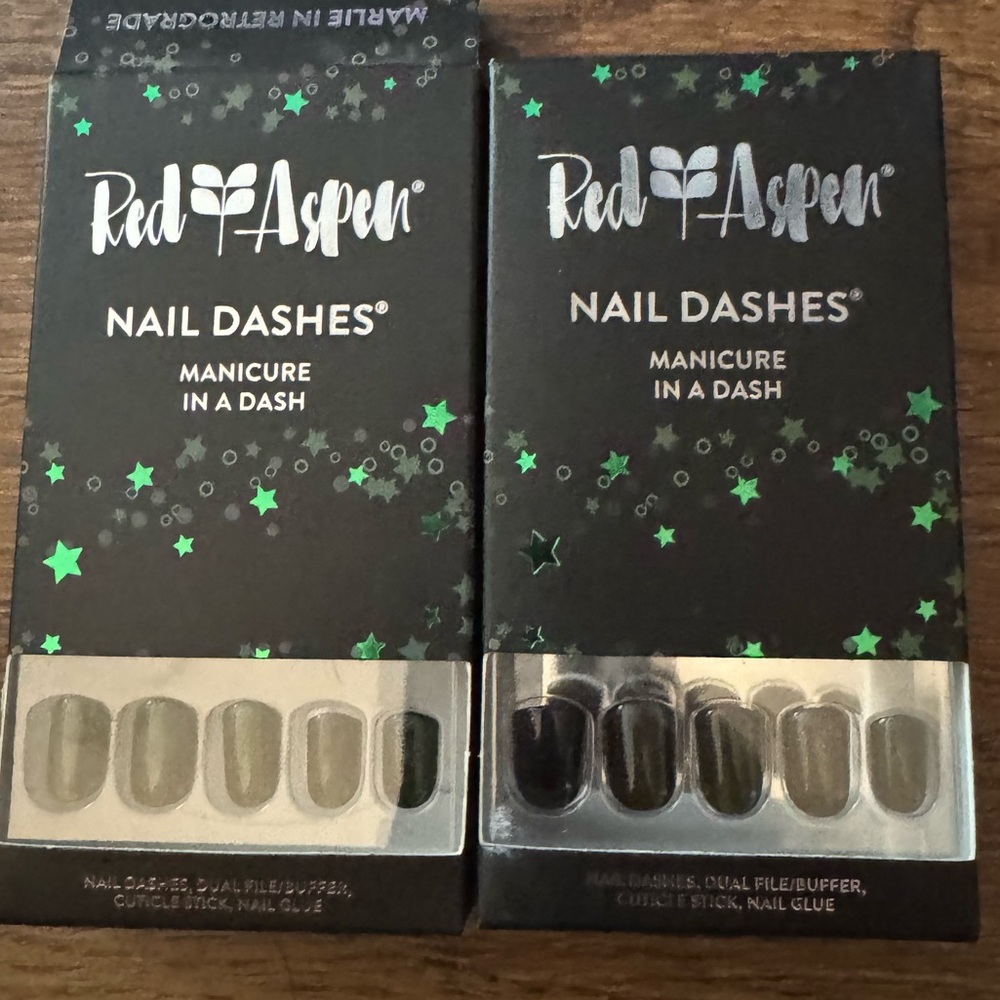 Red Aspen Nail Marlie in Retrograde black & green cats eye finish 2 boxes RETIRE